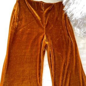 Forever 21 velvet trousers
